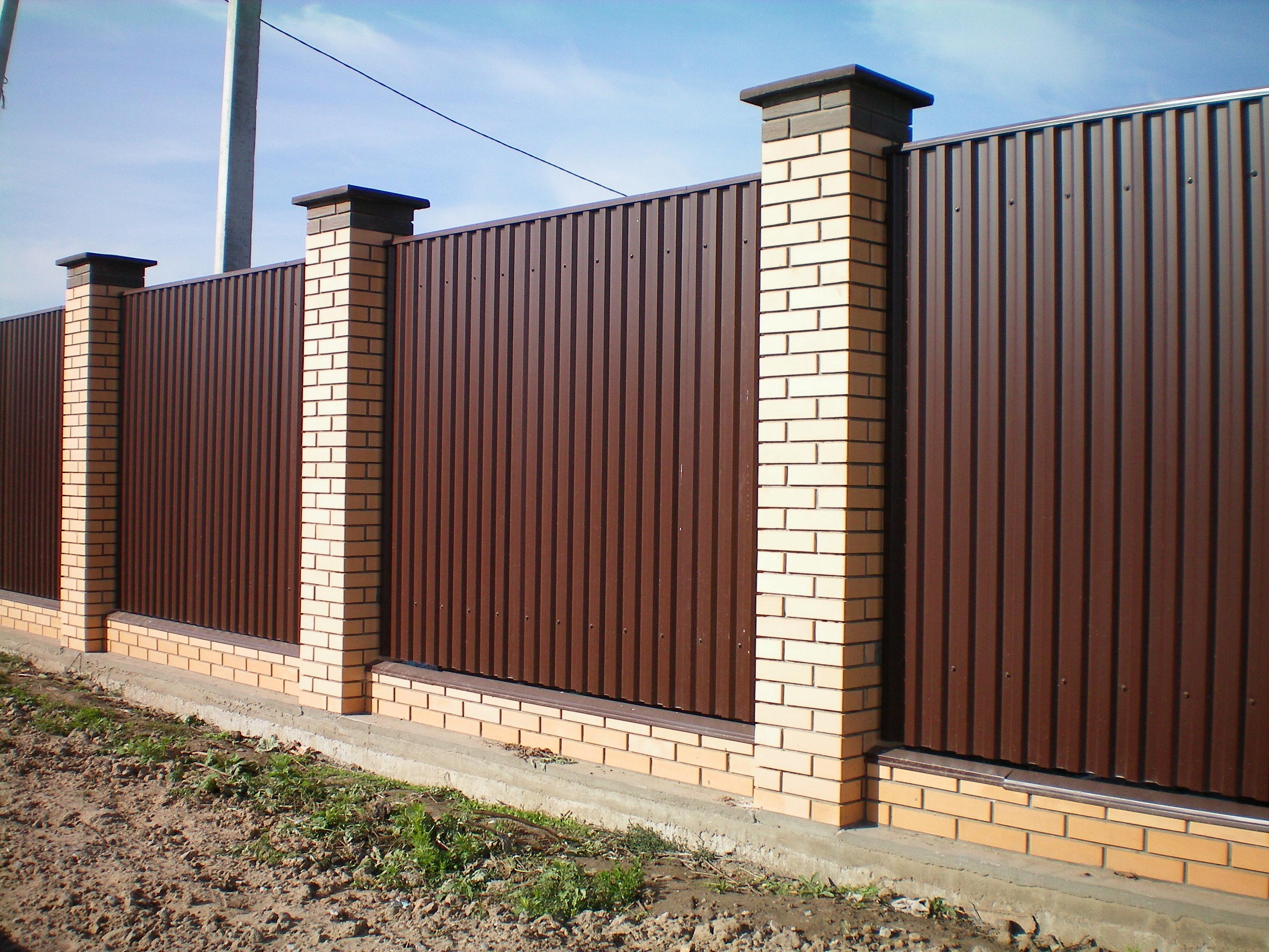corrugated metal fence detail