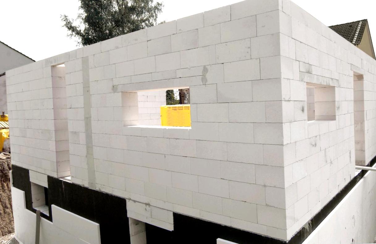 building a house from foam blocks