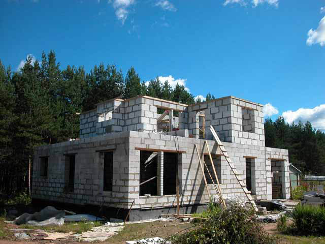 building a house with foam blocks