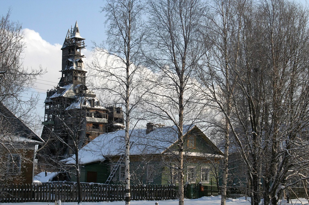 Russian Ministry of Industry and Trade Proposes Allowing Multi‑Story Wooden Buildings