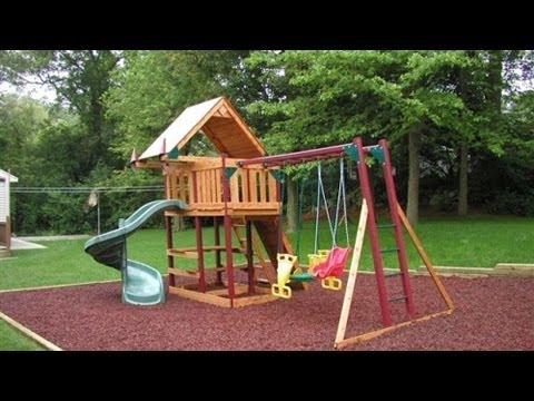 Детская площадка на даче. Успехи на грядках 21/06/2014 GuberniaTV